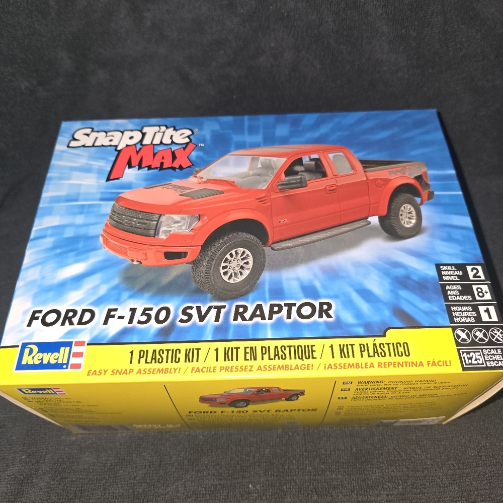 SnapTite Max Ford F-150 SVT Raptor Model Kit - Red